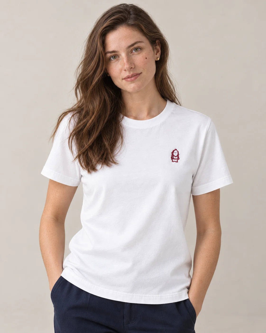 Eternal T-Shirt – White – Frau Nahaufnahme