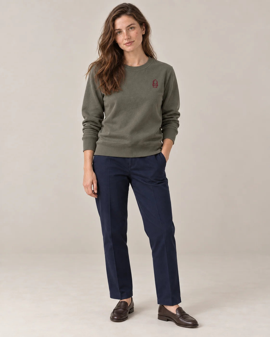 Eternal Sweatshirt – Khaki – Frau Ganzkörper