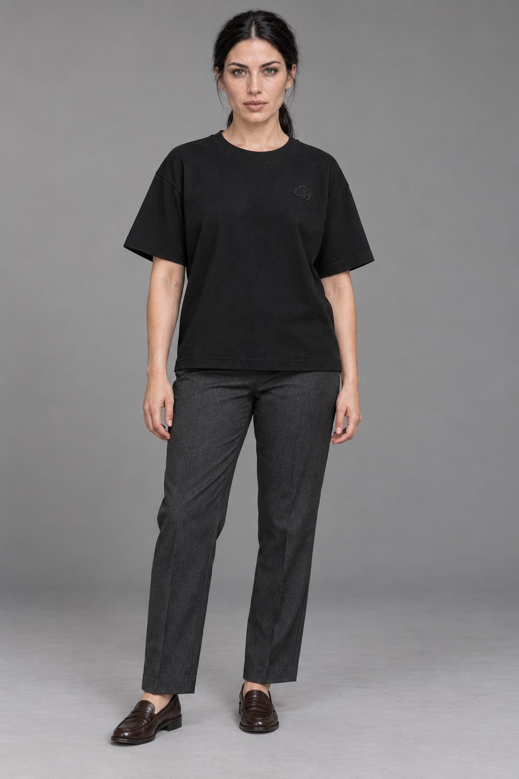 Dark Flower Heavy T-Shirt in Schwarz, Damen-Look