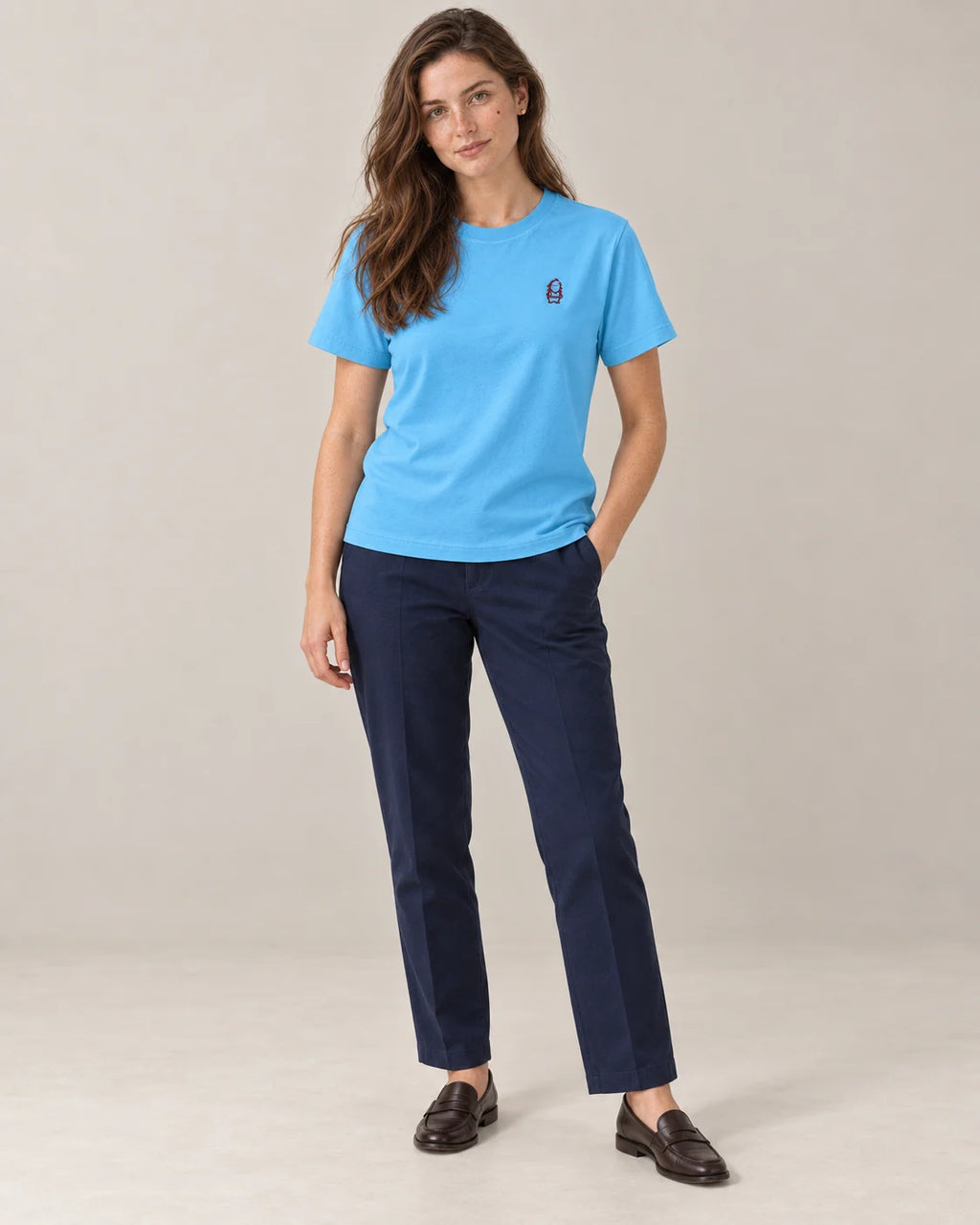 Eternal T-Shirt – Aqua Blue – Frau Ganzkörper