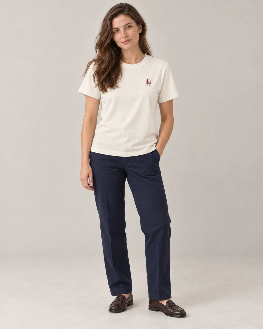 Eternal T-Shirt – Natural Raw – Frau Ganzkörper