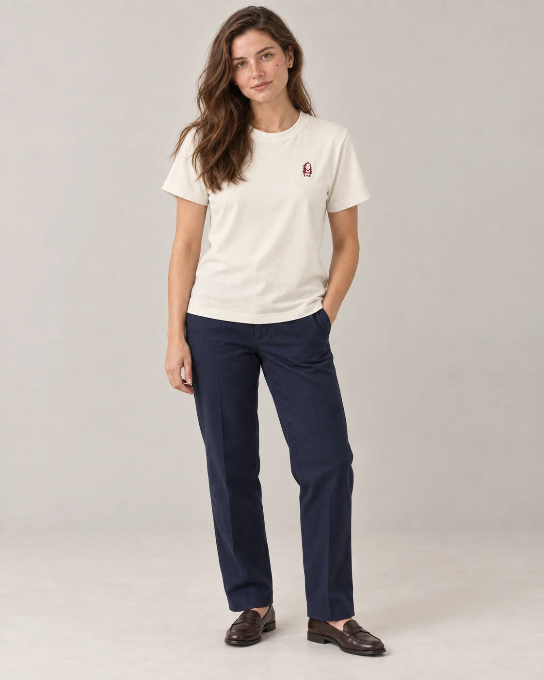 Eternal T-Shirt – Natural Raw – Frau Ganzkörper