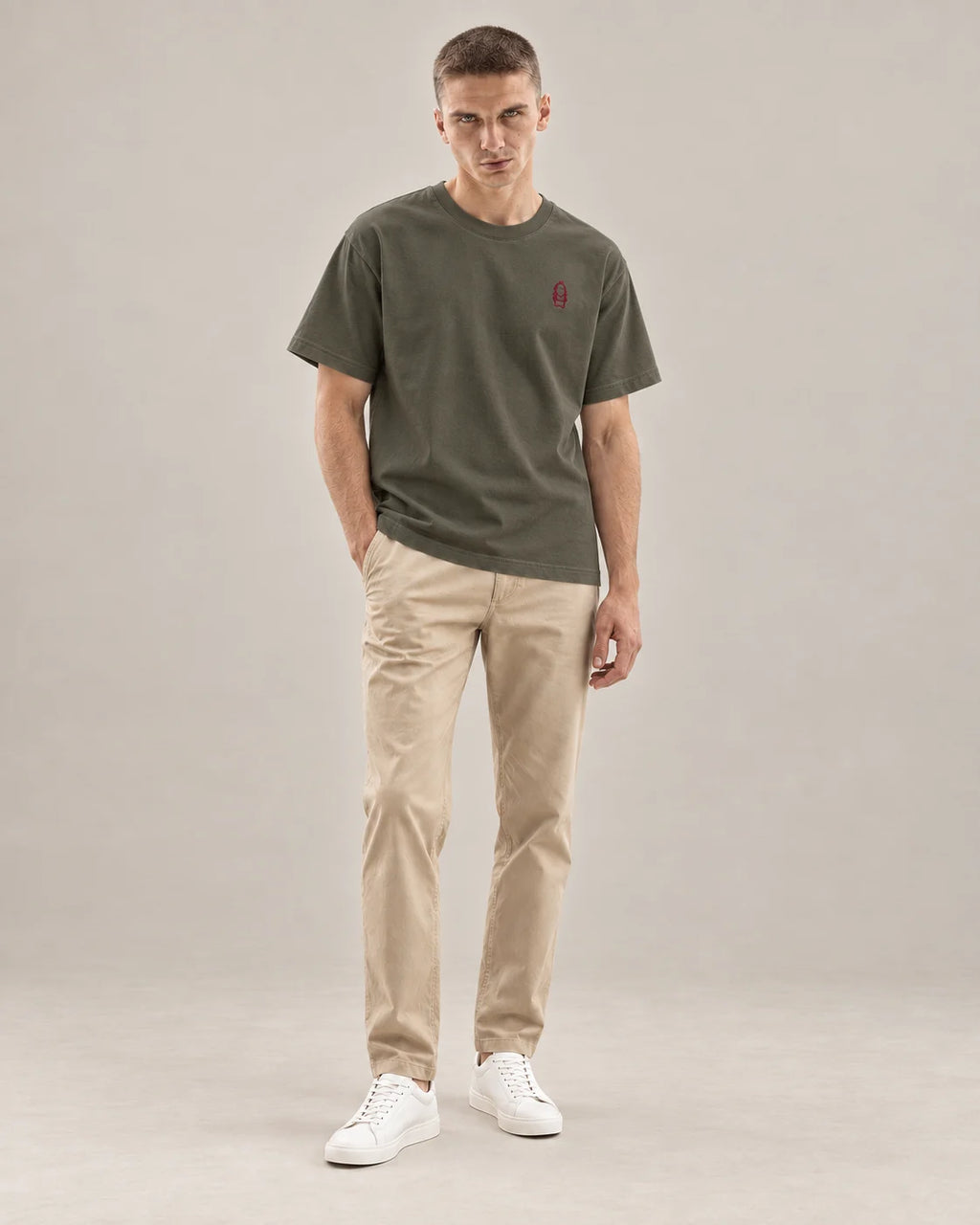 Eternal T-Shirt – Khaki – Mann Ganzkörper